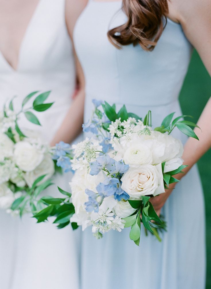 'Chelsea' Hand-Tied Bridesmaid Bouquet