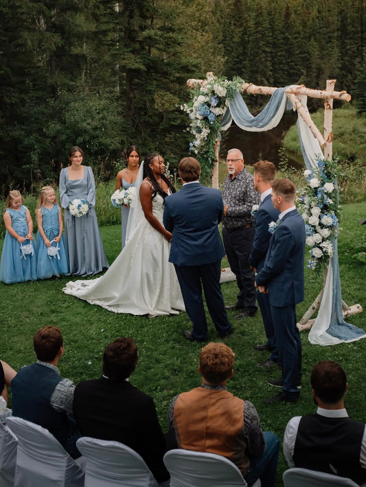 Malayha & Kendal: Blue & White at the Ranch