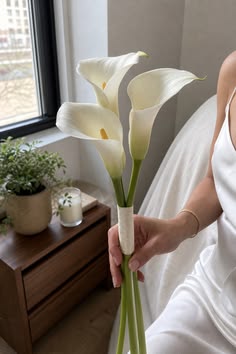 Monotype Calla Lilly Bridesmaid Bouquet | Boutique Wedding Flowers