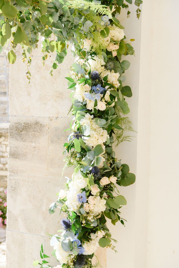 'Chelsea' Floral Garland