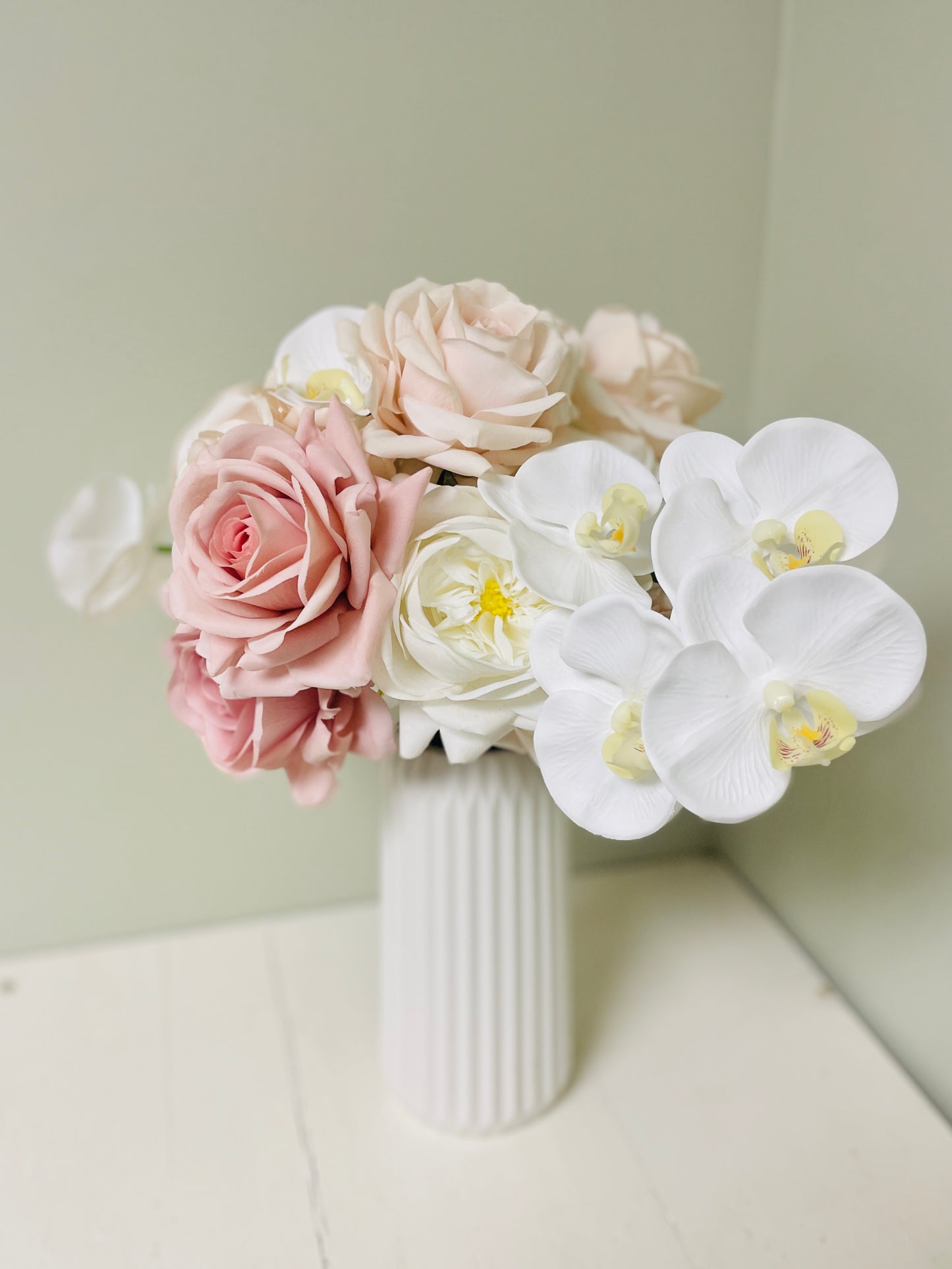 ‘Angelica’ Grand Centrepiece