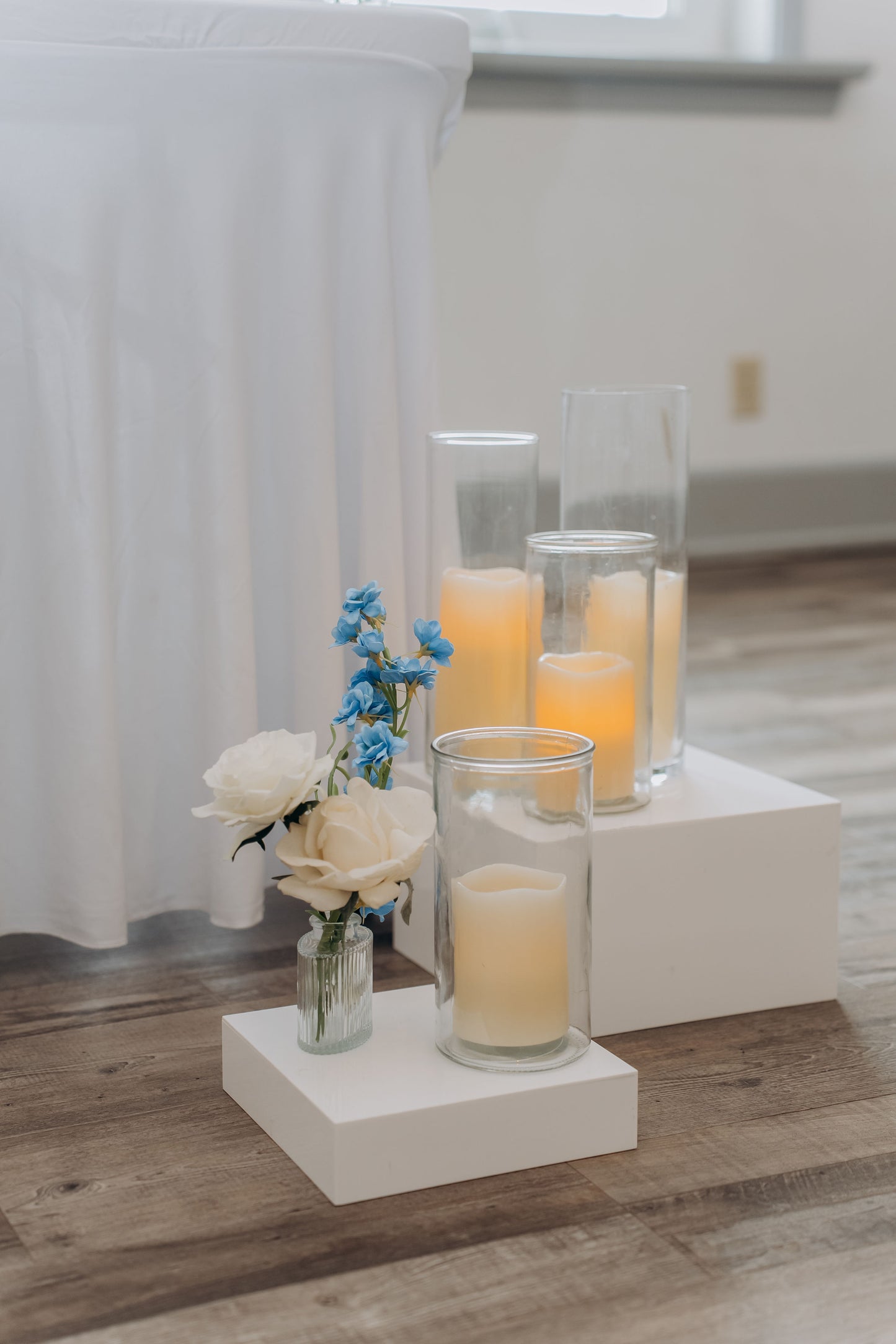 Add-on: 30-pc Bud Vase Arrangements | The Blue & White Collection
