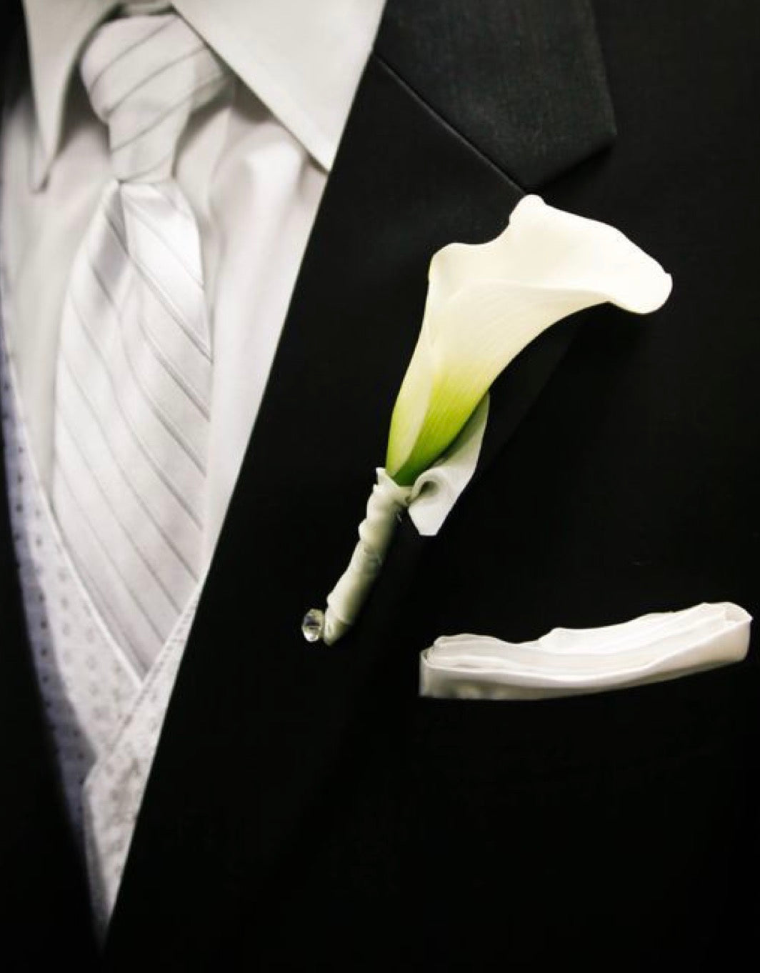 Boutonniere - Pink & Green Collection | Wedding Party Flowers